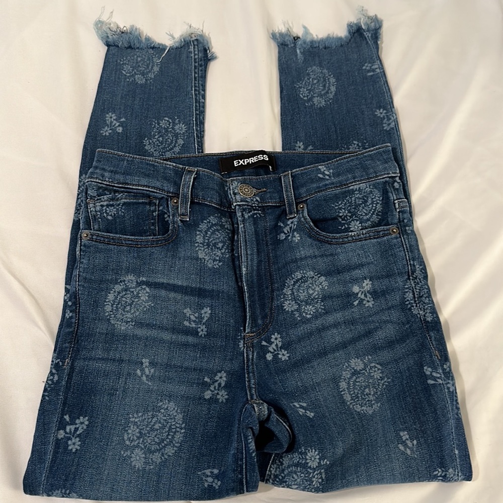 Express Jeans - Picture 4 of 7